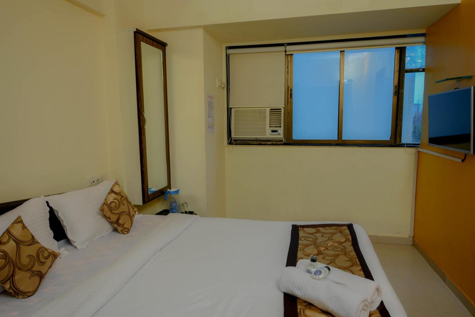 Lalsai Residency Andheri Mumbai Exterior photo